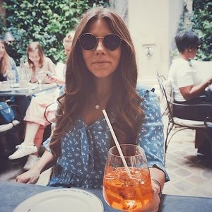 Meet your Posher, Liv